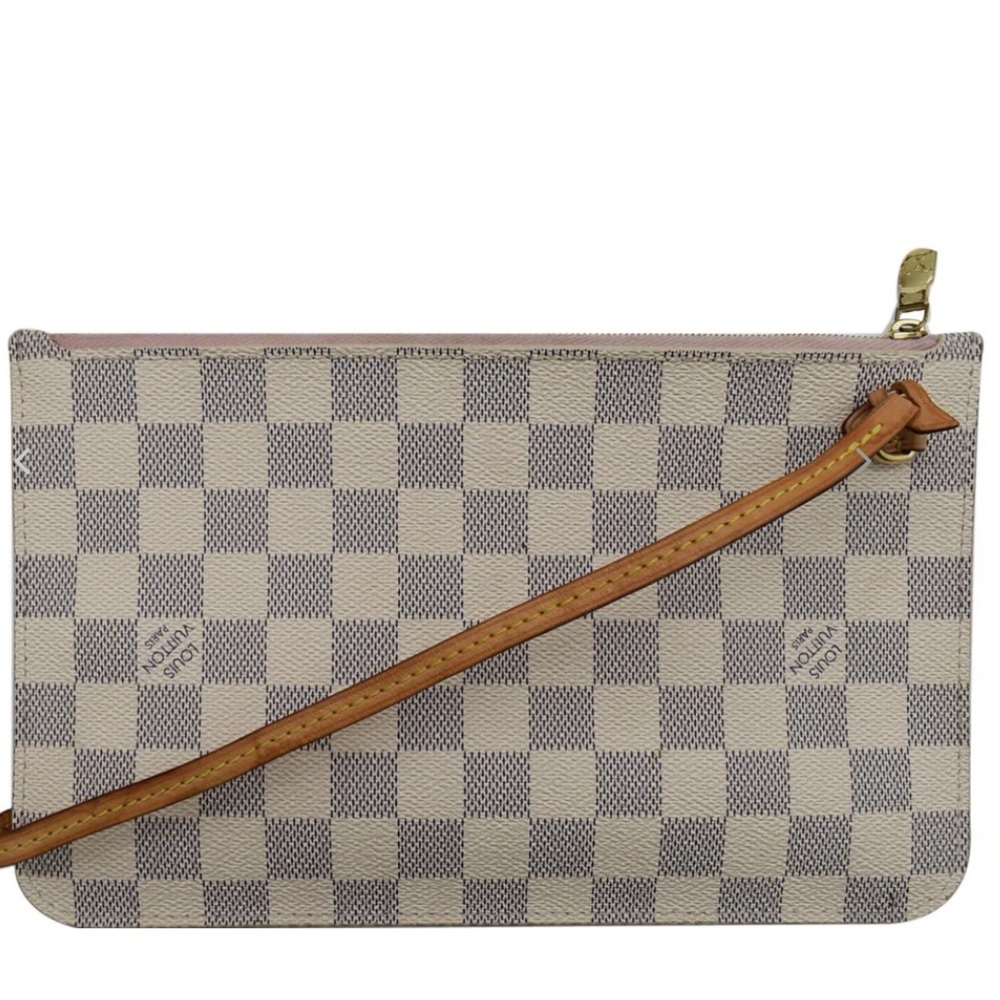 Louis Vuitton Neverfull MM Pouch Rose Ballerine Interior Damier Azur